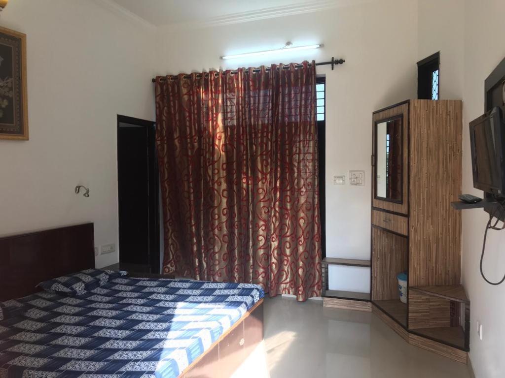 Sai Home Stay Bed & Breakfast- Near Tajmahal Agra  Buitenkant foto