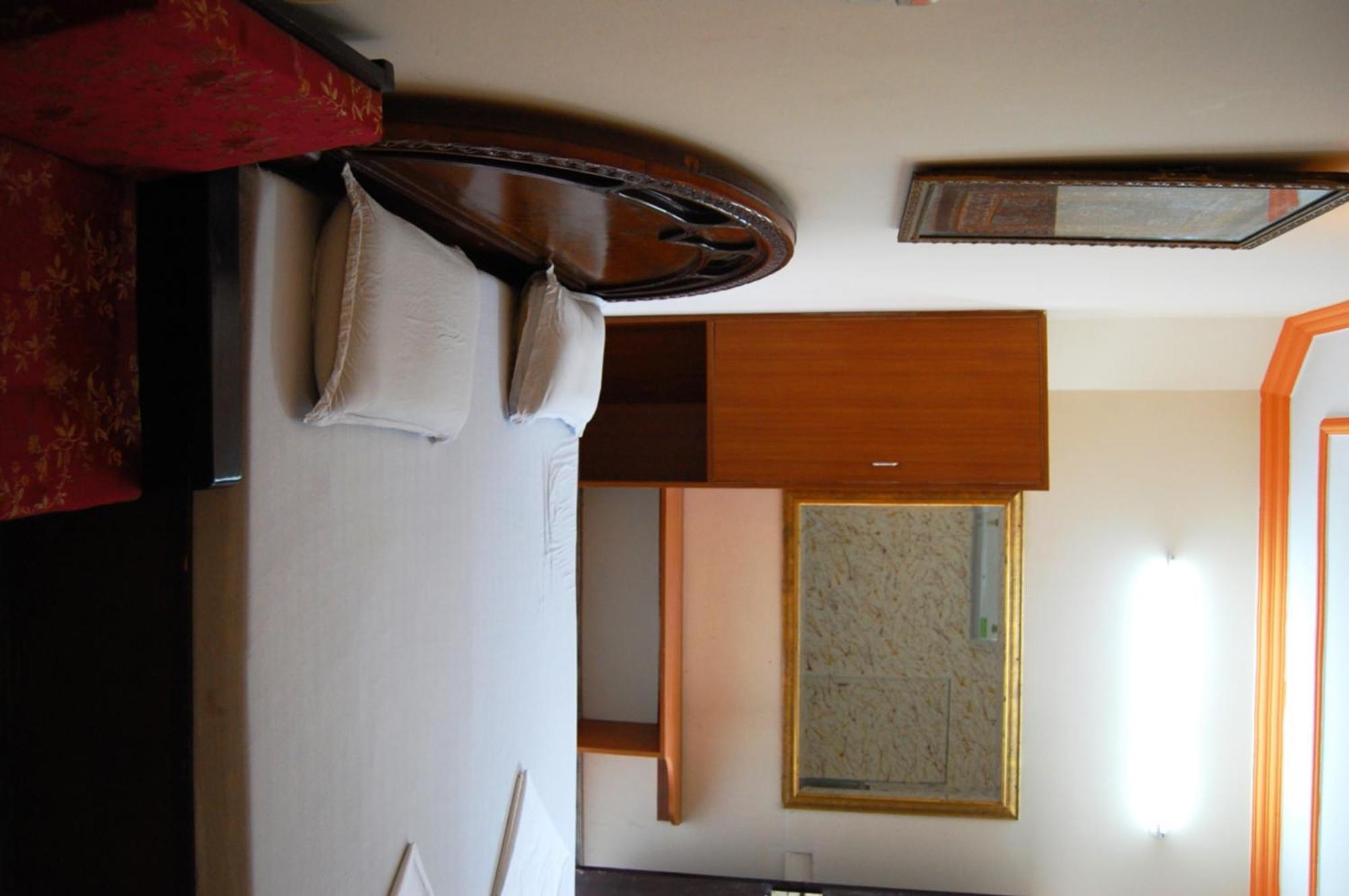 Sai Home Stay Bed & Breakfast- Near Tajmahal Agra  Buitenkant foto